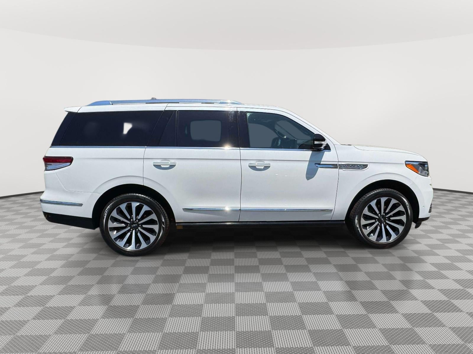 2024 Lincoln Navigator Reserve