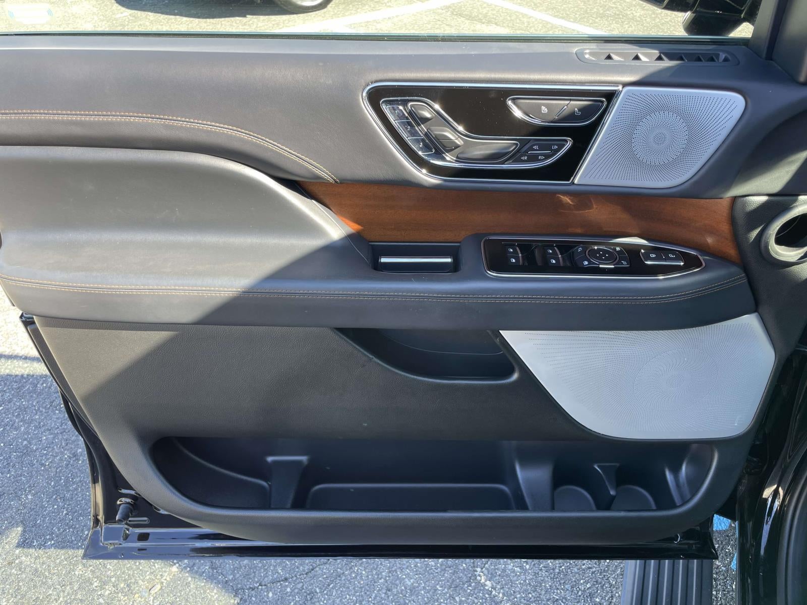 2024 Lincoln Navigator Black Label