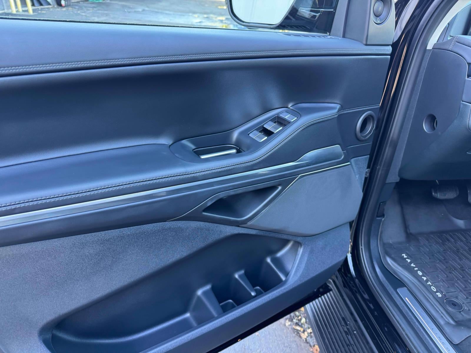 2026 Lincoln Navigator Premiere L