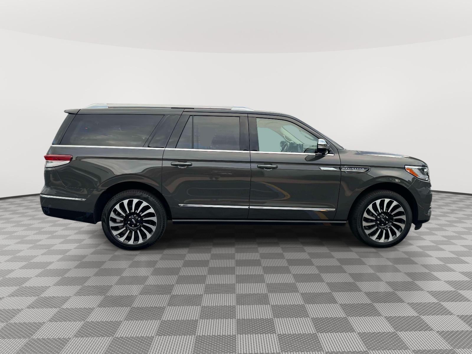 2024 Lincoln Navigator Black Label L