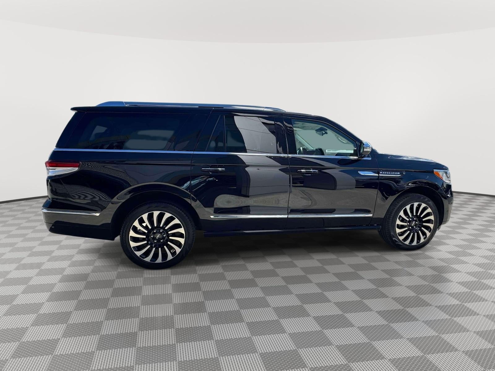 2024 Lincoln Navigator Black Label L