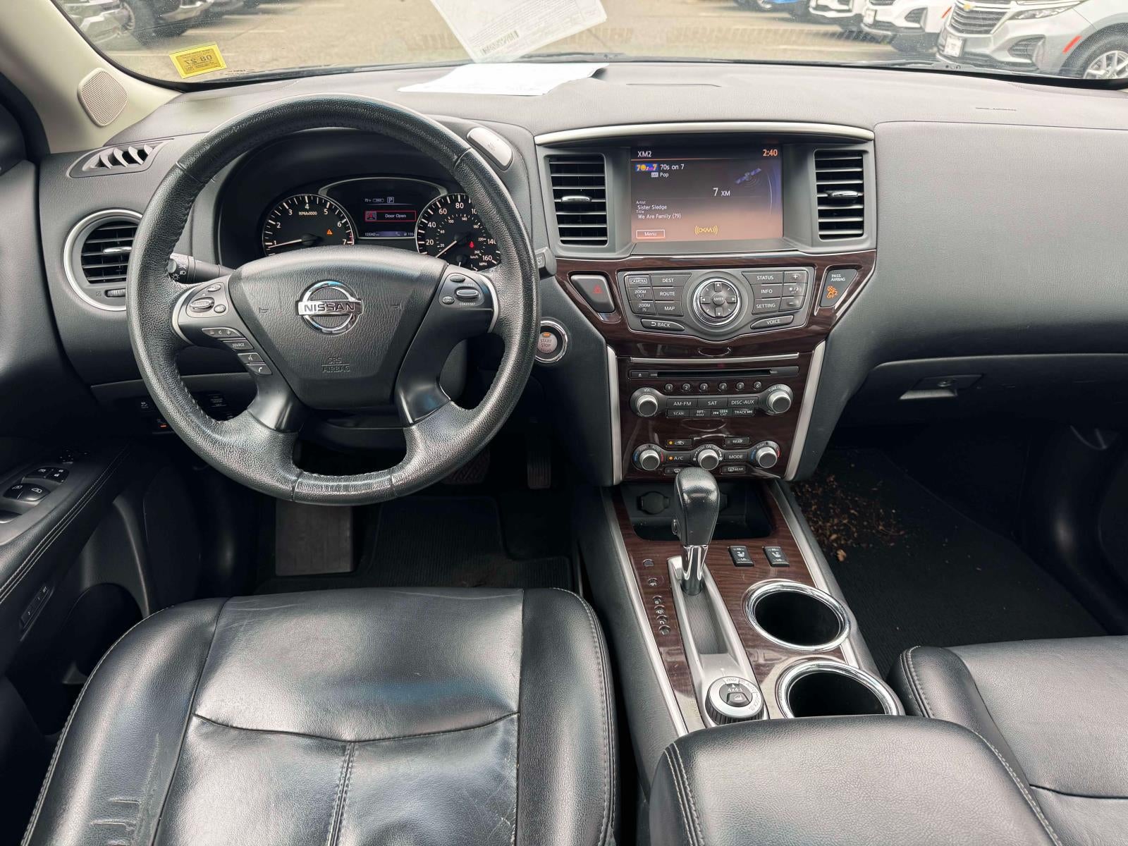 2016 Nissan Pathfinder SL