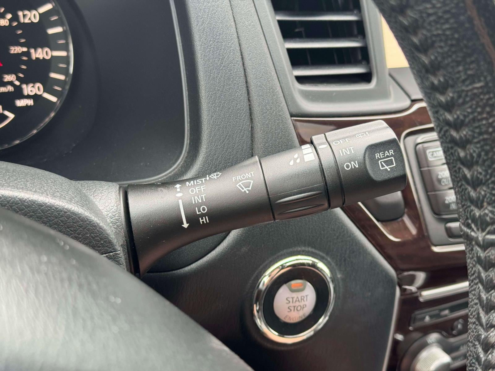 2016 Nissan Pathfinder SL