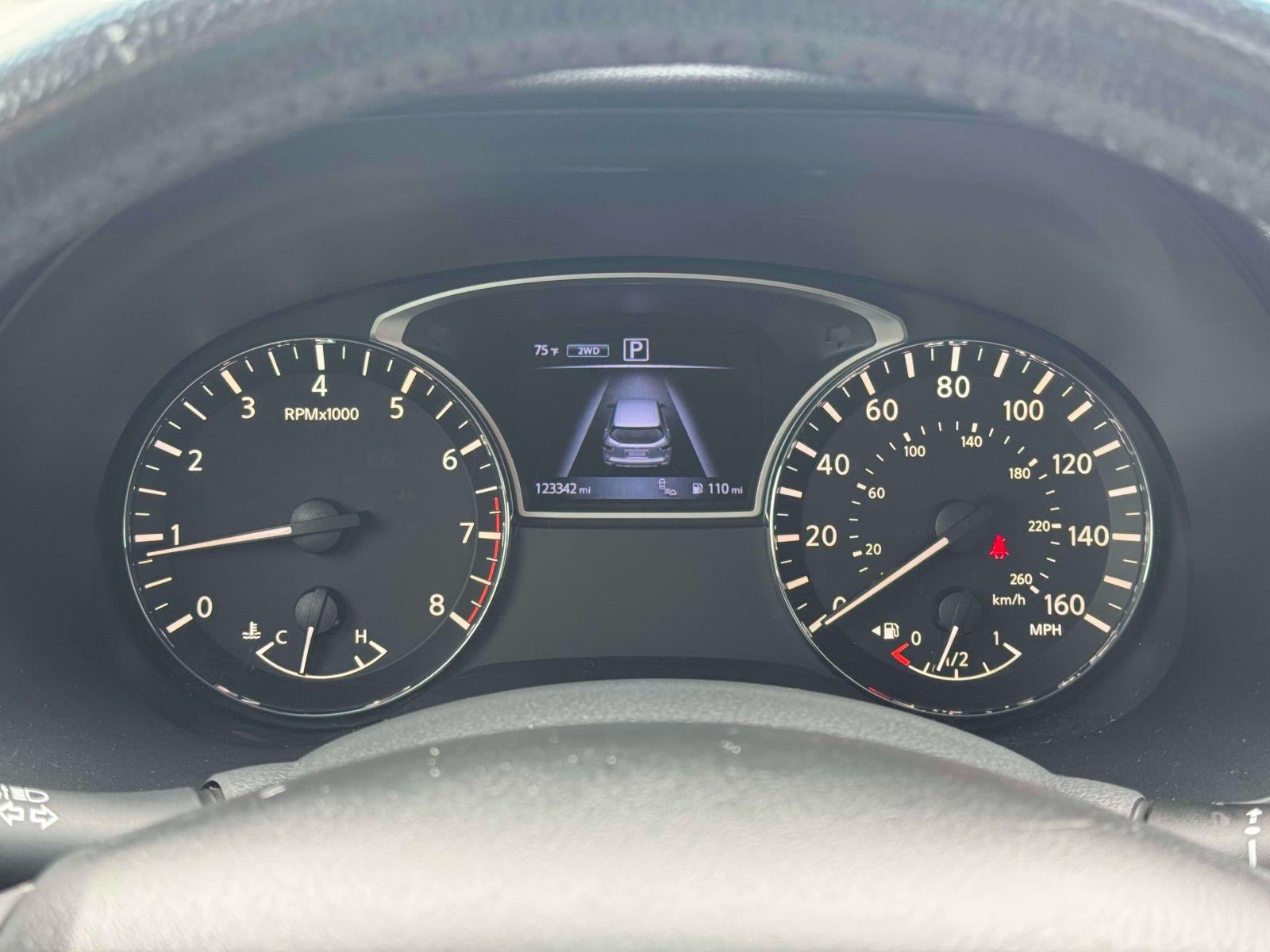 2016 Nissan Pathfinder SL