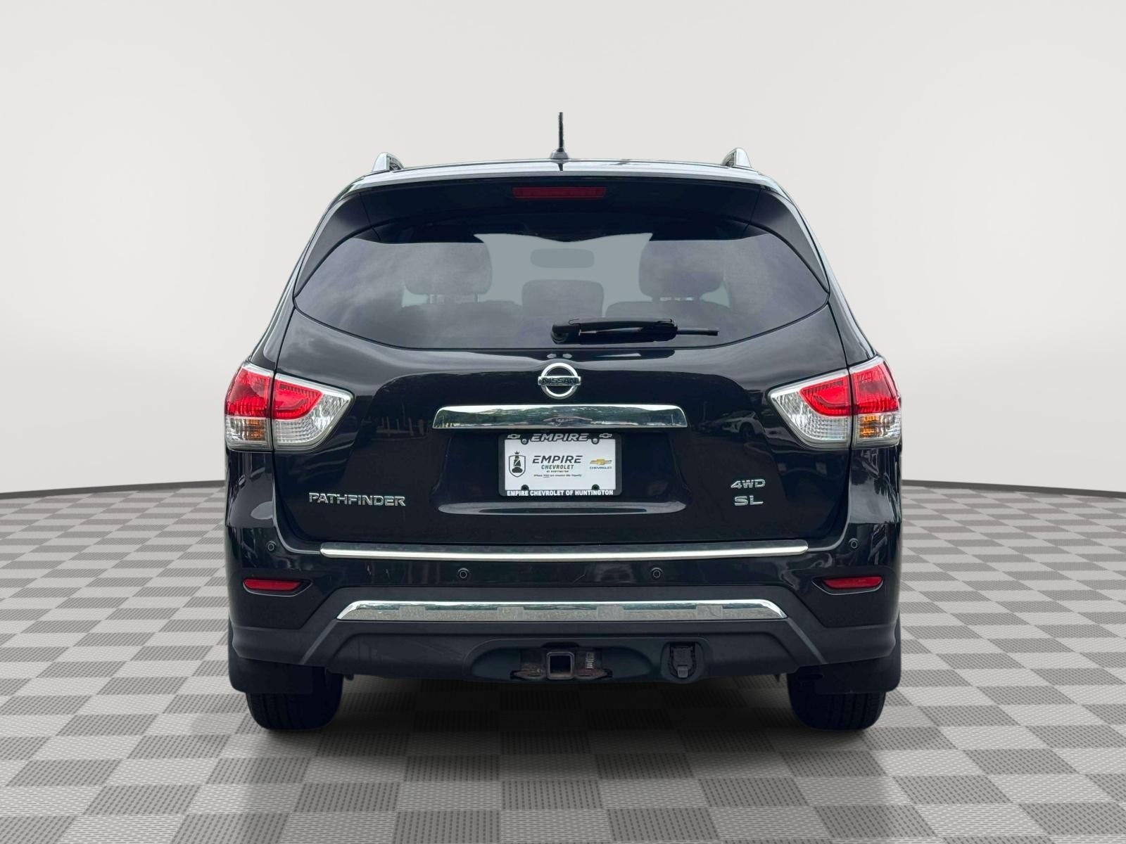 2016 Nissan Pathfinder SL