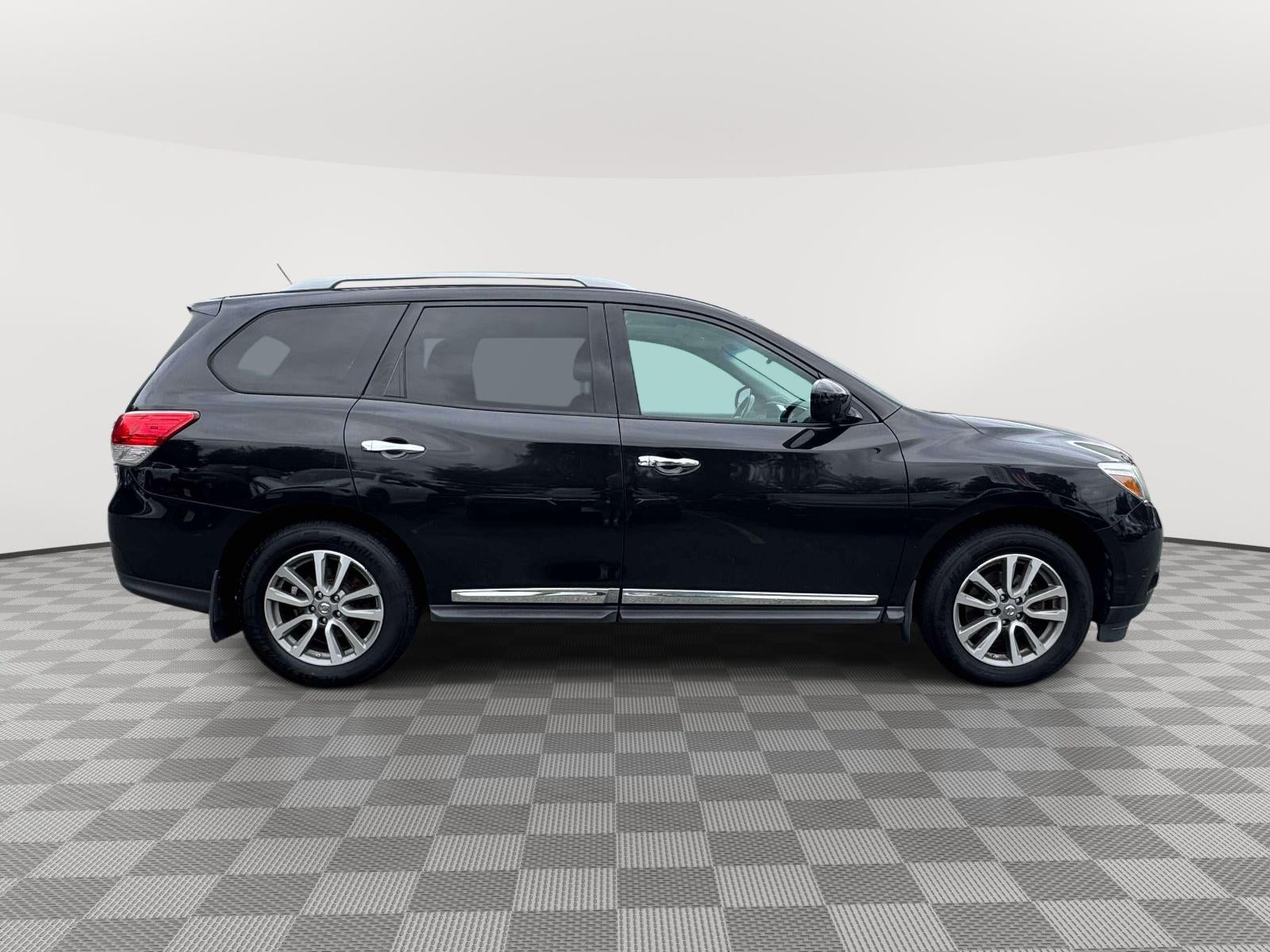 2016 Nissan Pathfinder SL