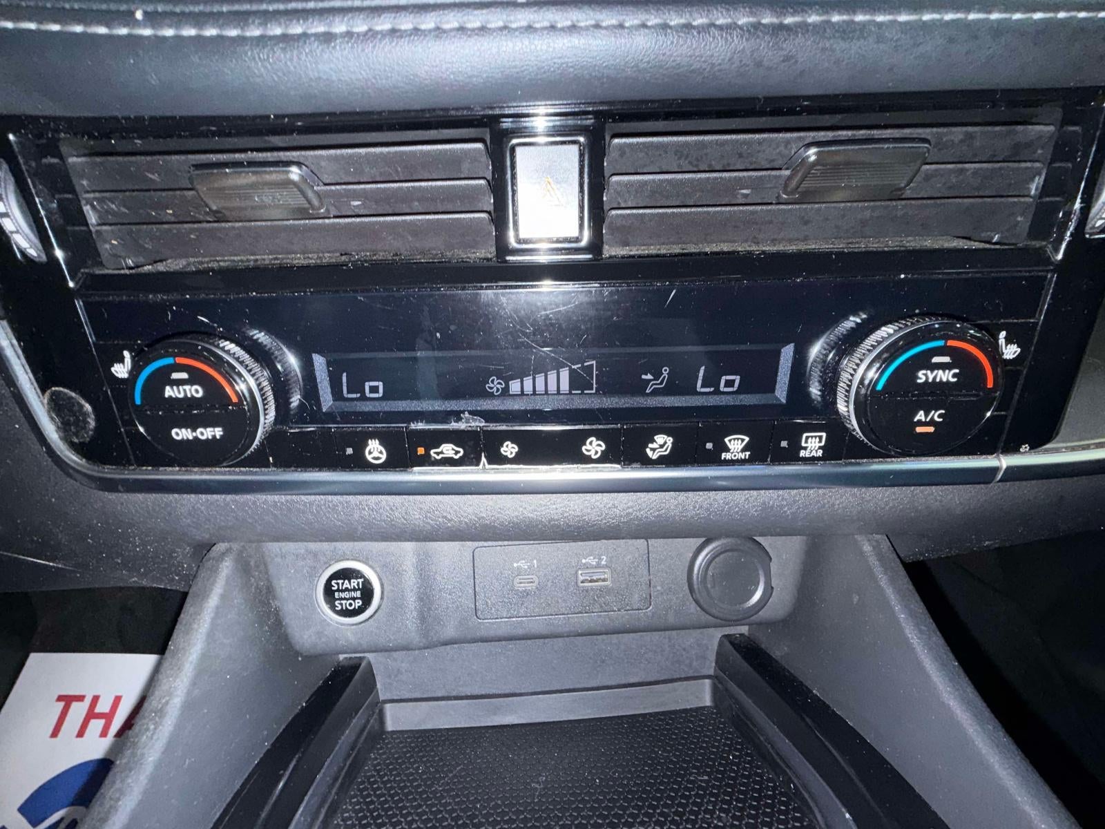 2021 Nissan Rogue SV FWD