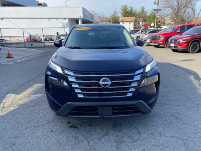 2024 Nissan Rogue SV FWD