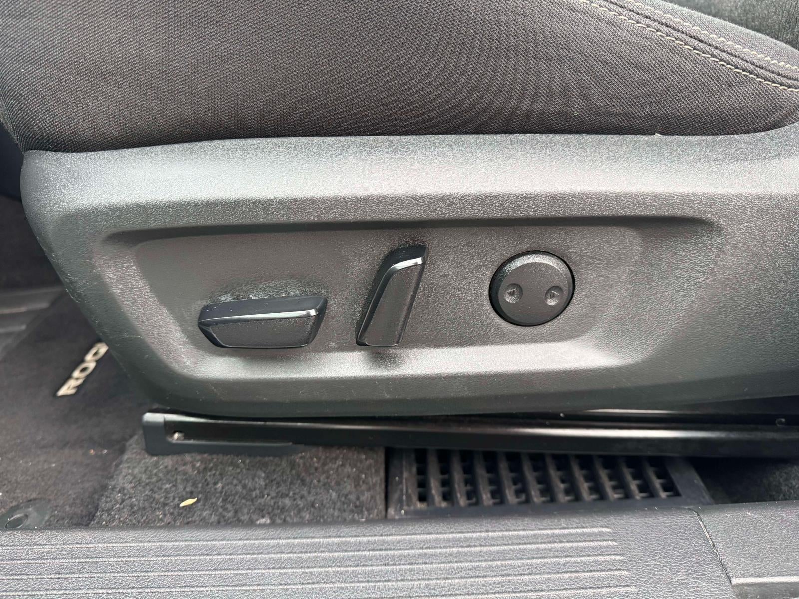 2024 Nissan Rogue SV FWD