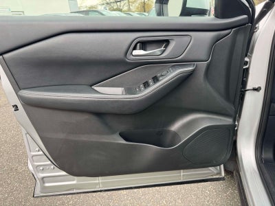 2024 Nissan Rogue SV FWD