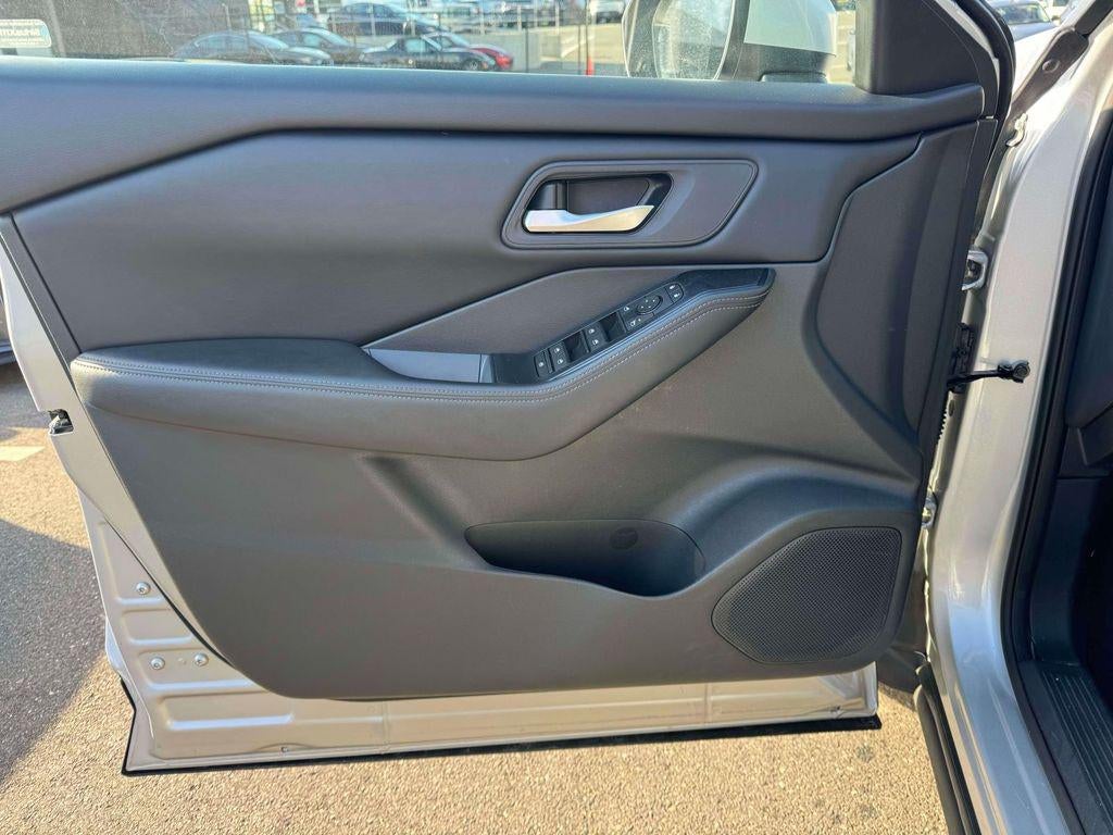 2024 Nissan Rogue SV FWD