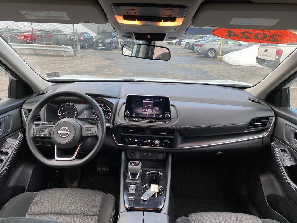 2024 Nissan Rogue SV FWD