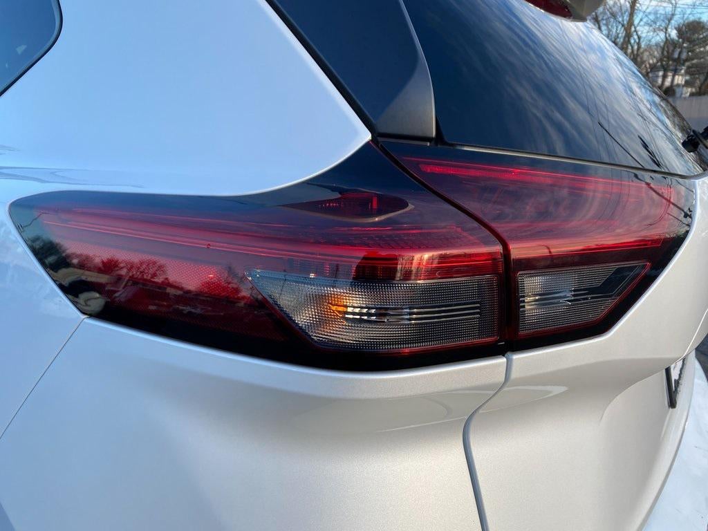 2024 Nissan Rogue SV FWD