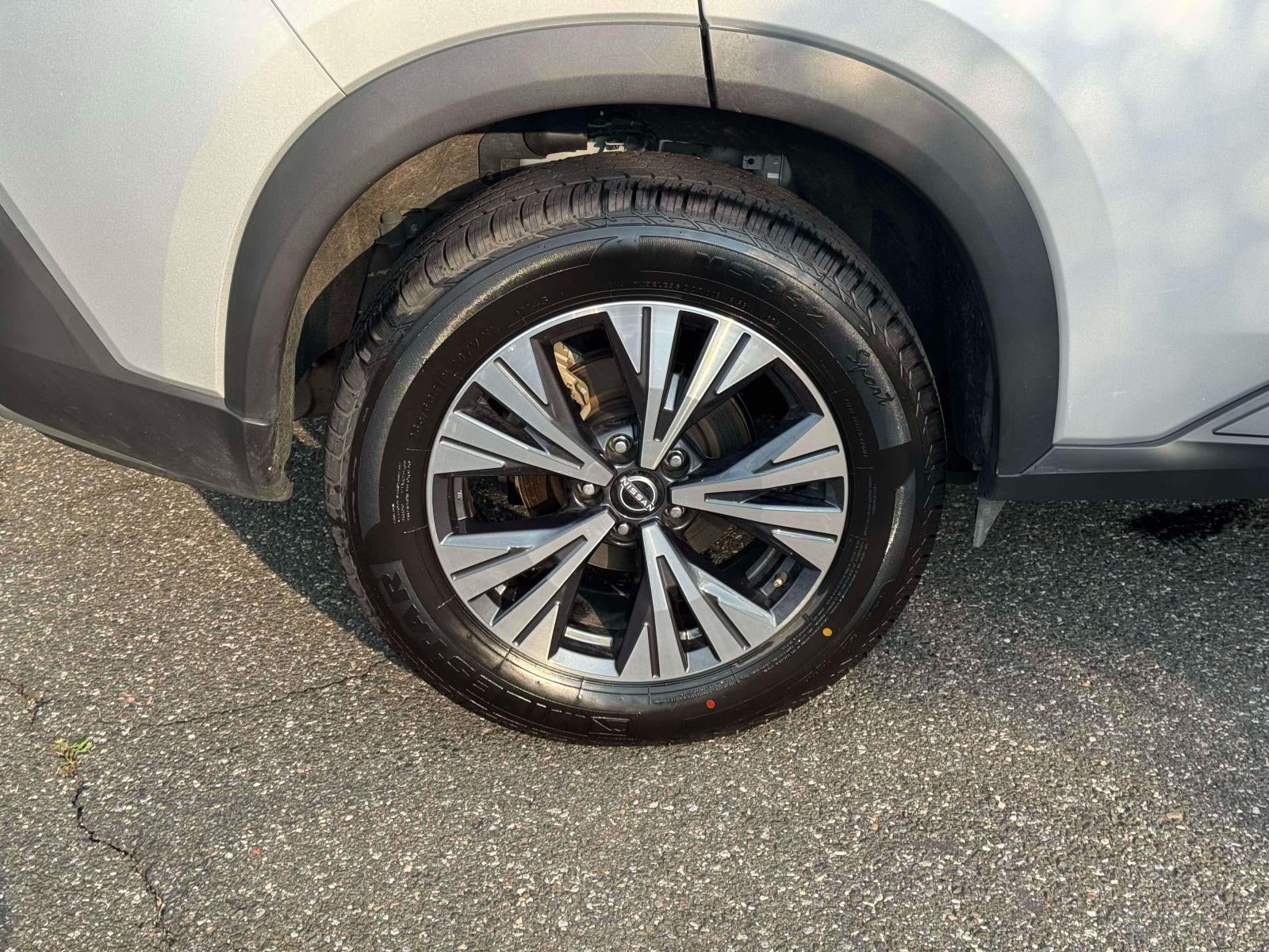 2023 Nissan Rogue SV FWD