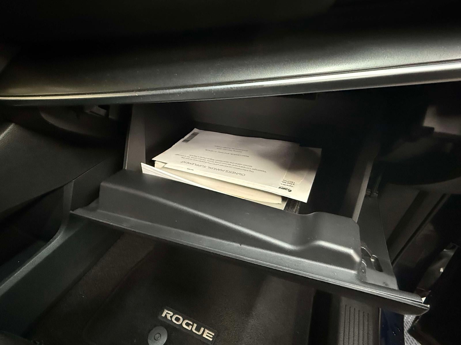 2024 Nissan Rogue SV FWD