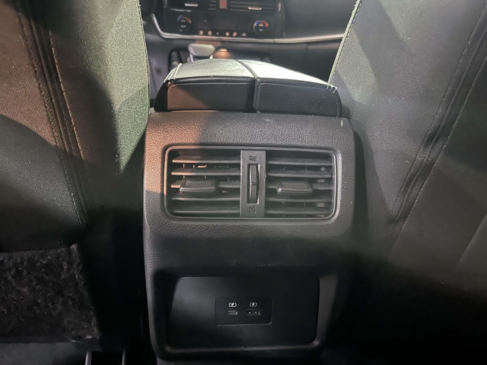 2022 Nissan Rogue SV Intelligent AWD