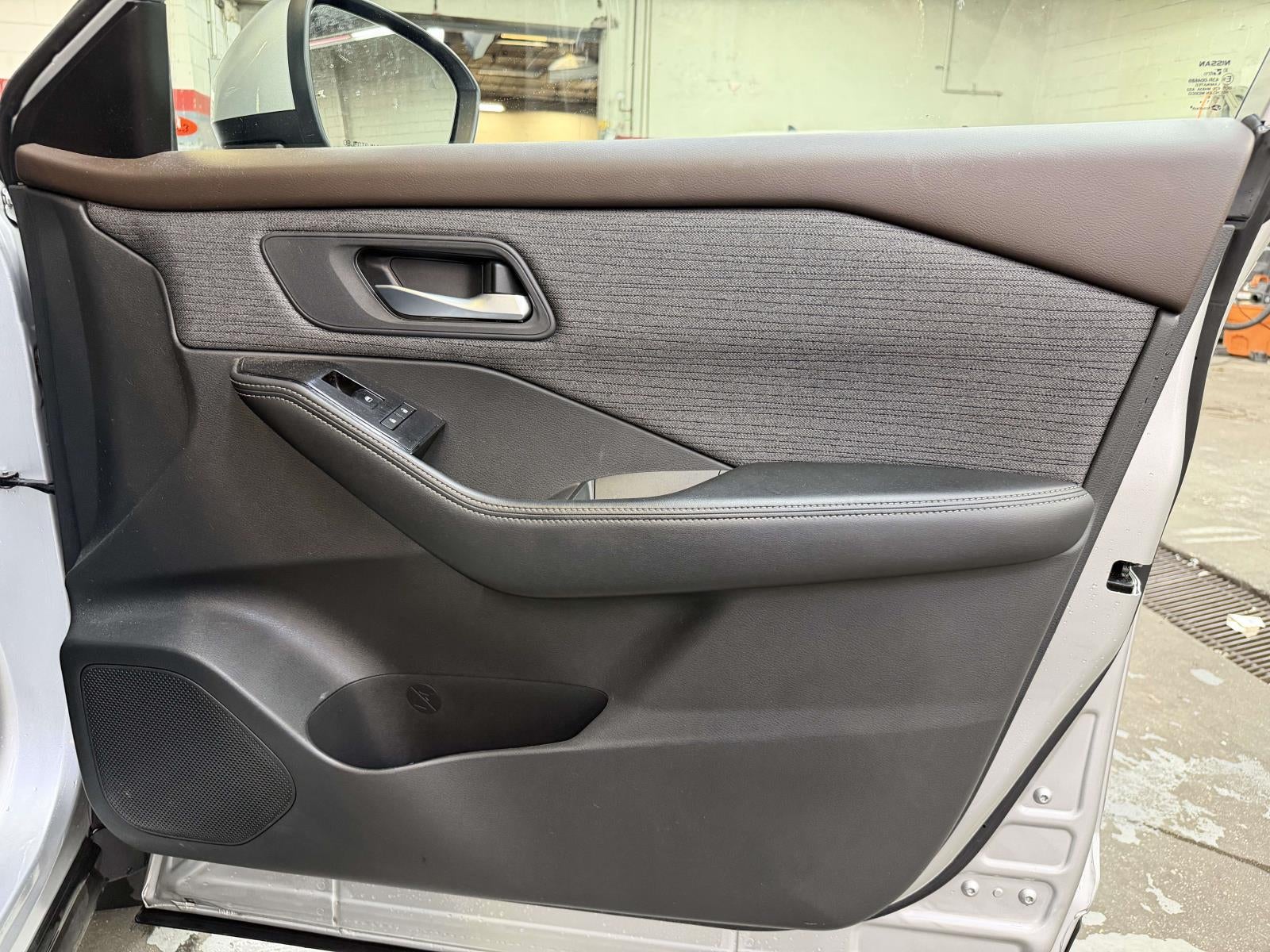 2022 Nissan Rogue SV Intelligent AWD