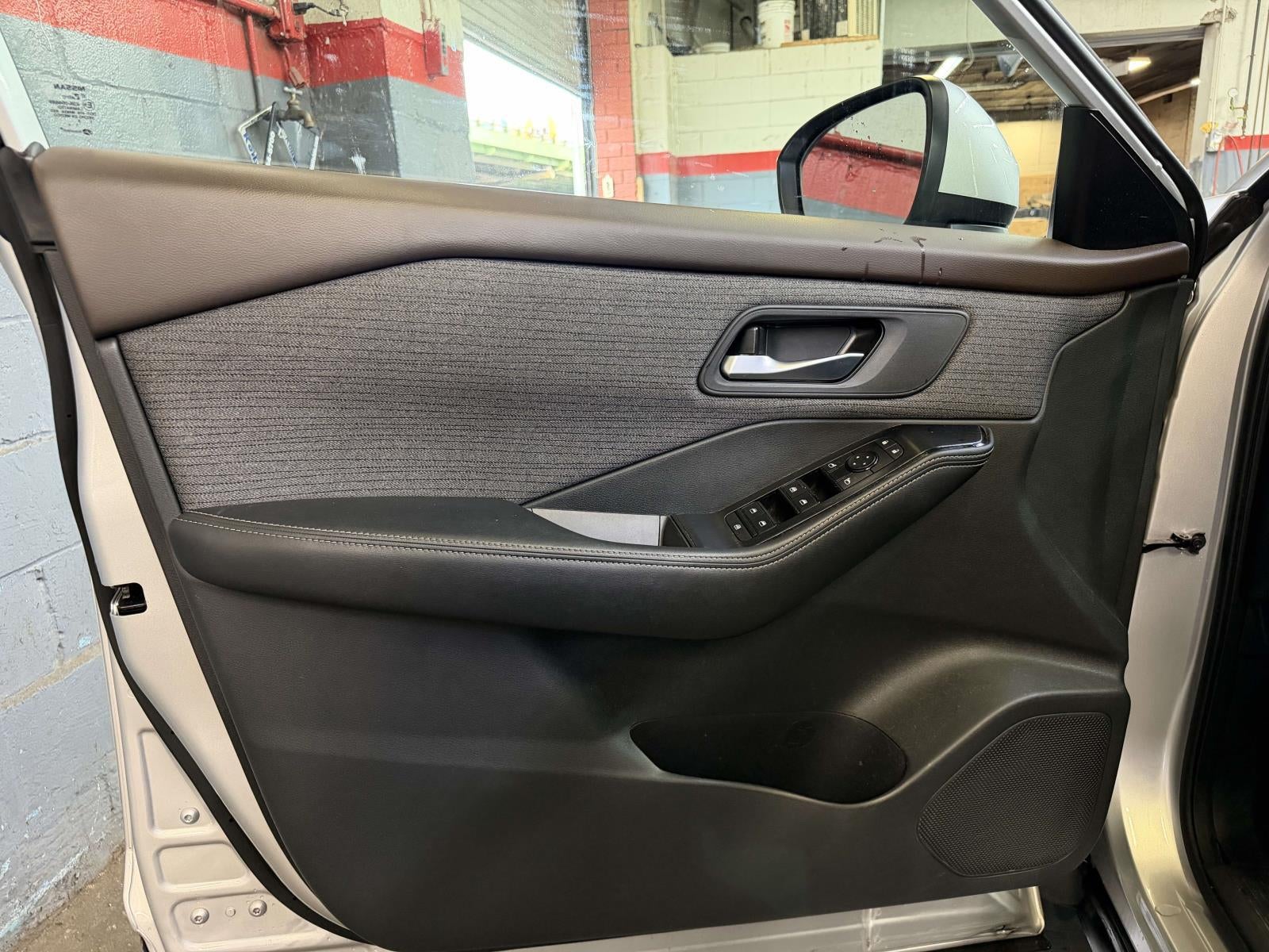 2022 Nissan Rogue SV Intelligent AWD