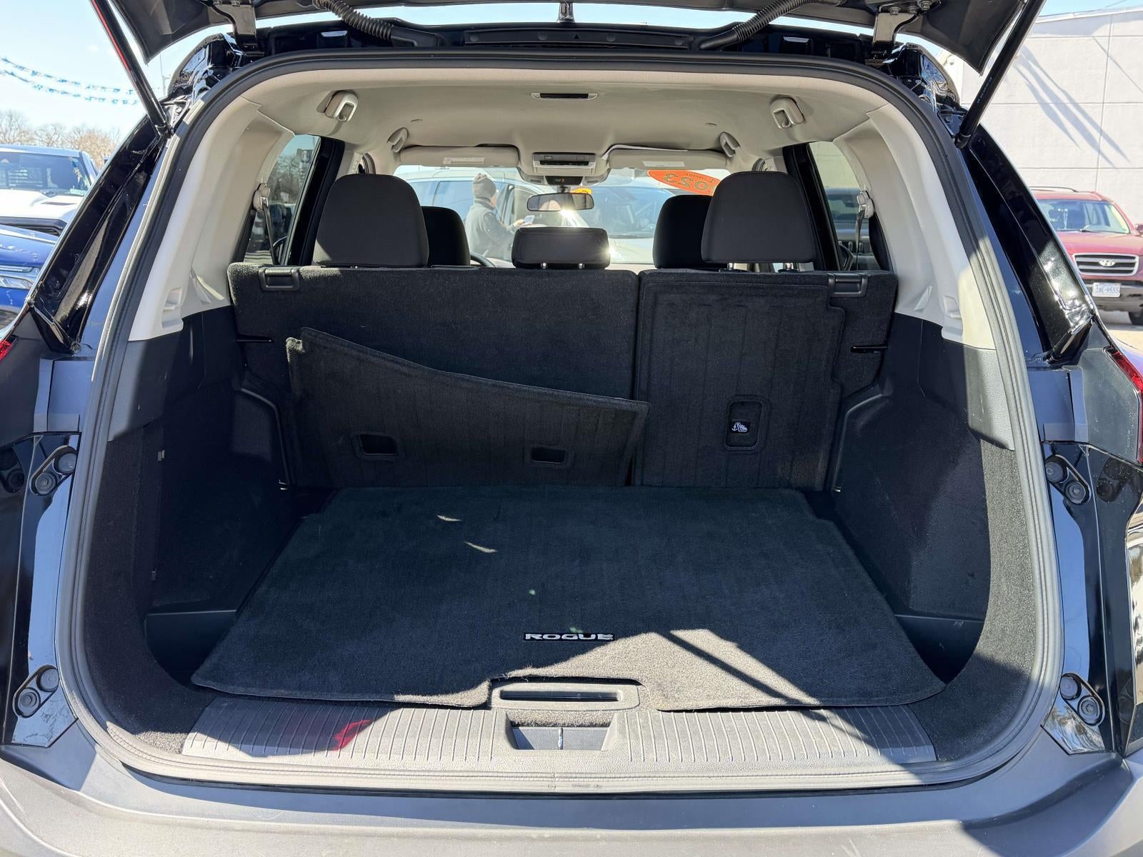 2023 Nissan Rogue SV Intelligent AWD