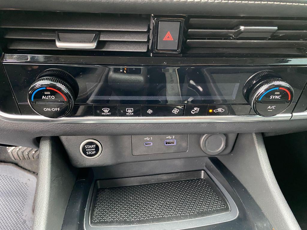 2022 Nissan Rogue SV Intelligent AWD