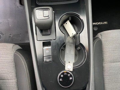 2022 Nissan Rogue SV Intelligent AWD