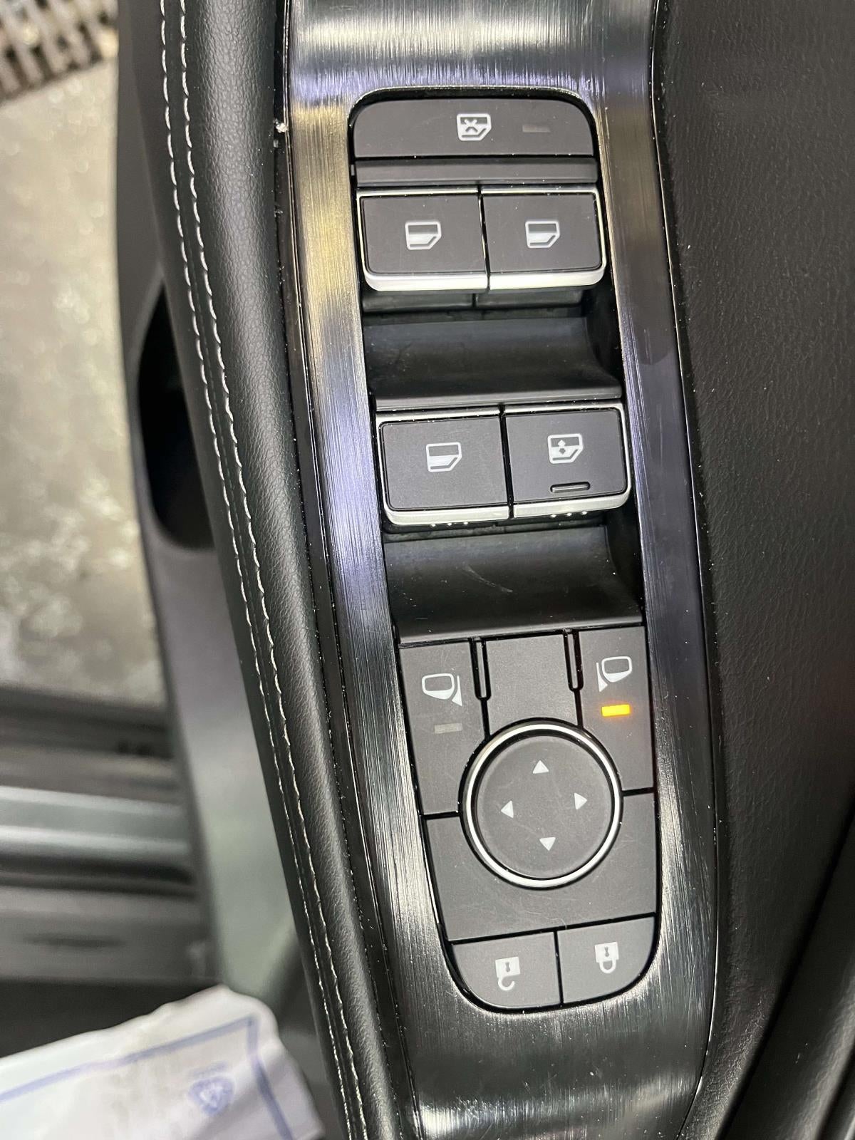 2026 Nissan Rogue SL