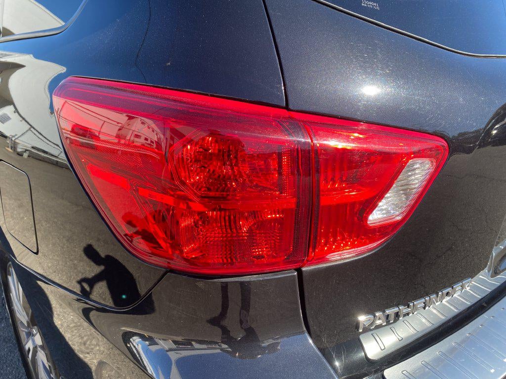 2020 Nissan Pathfinder S 4WD