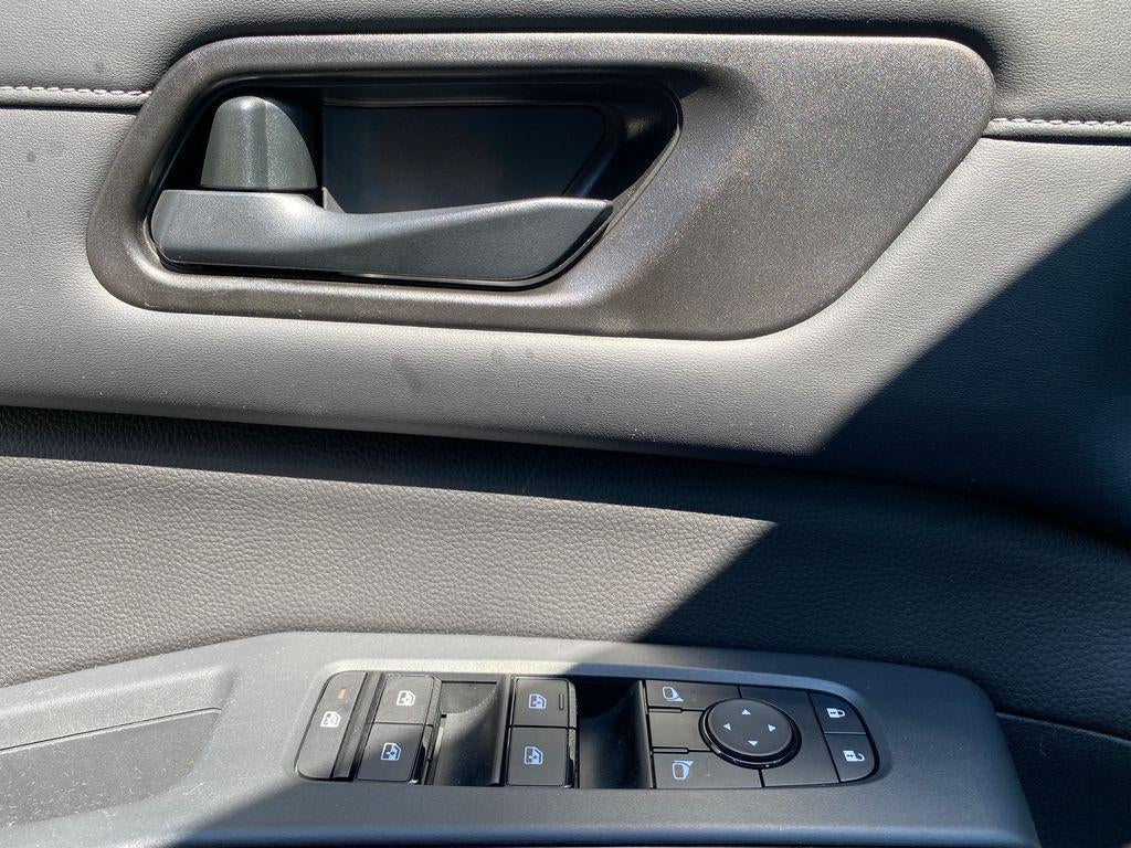 2023 Nissan Pathfinder S 4WD