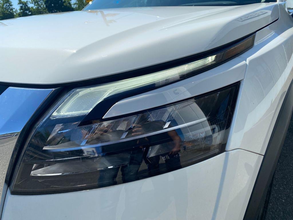 2023 Nissan Pathfinder S 4WD