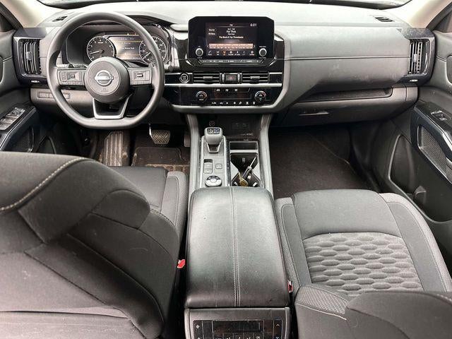 2022 Nissan Pathfinder S 4WD