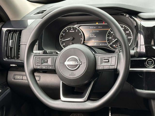 2022 Nissan Pathfinder S 4WD