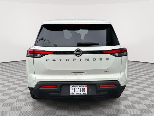 2022 Nissan Pathfinder S 4WD