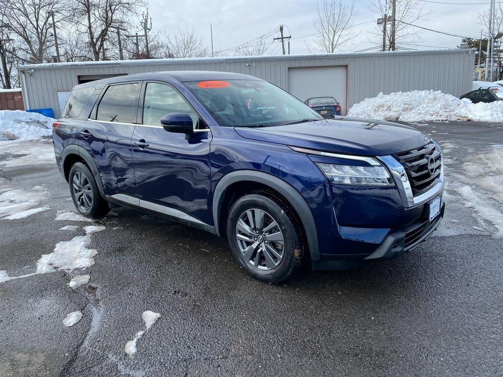 2022 Nissan Pathfinder S 4WD