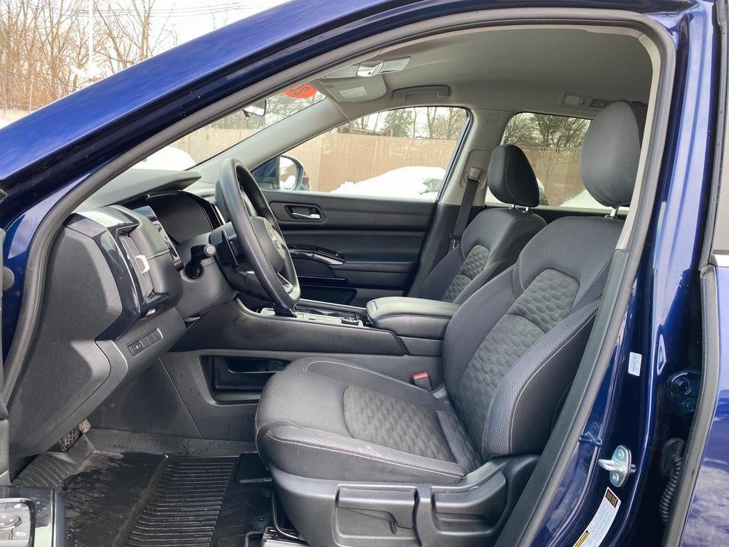 2022 Nissan Pathfinder S 4WD