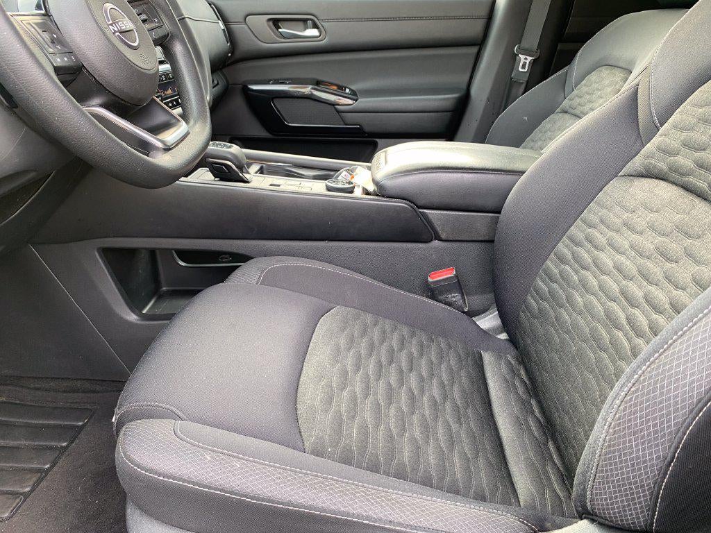 2022 Nissan Pathfinder S 4WD