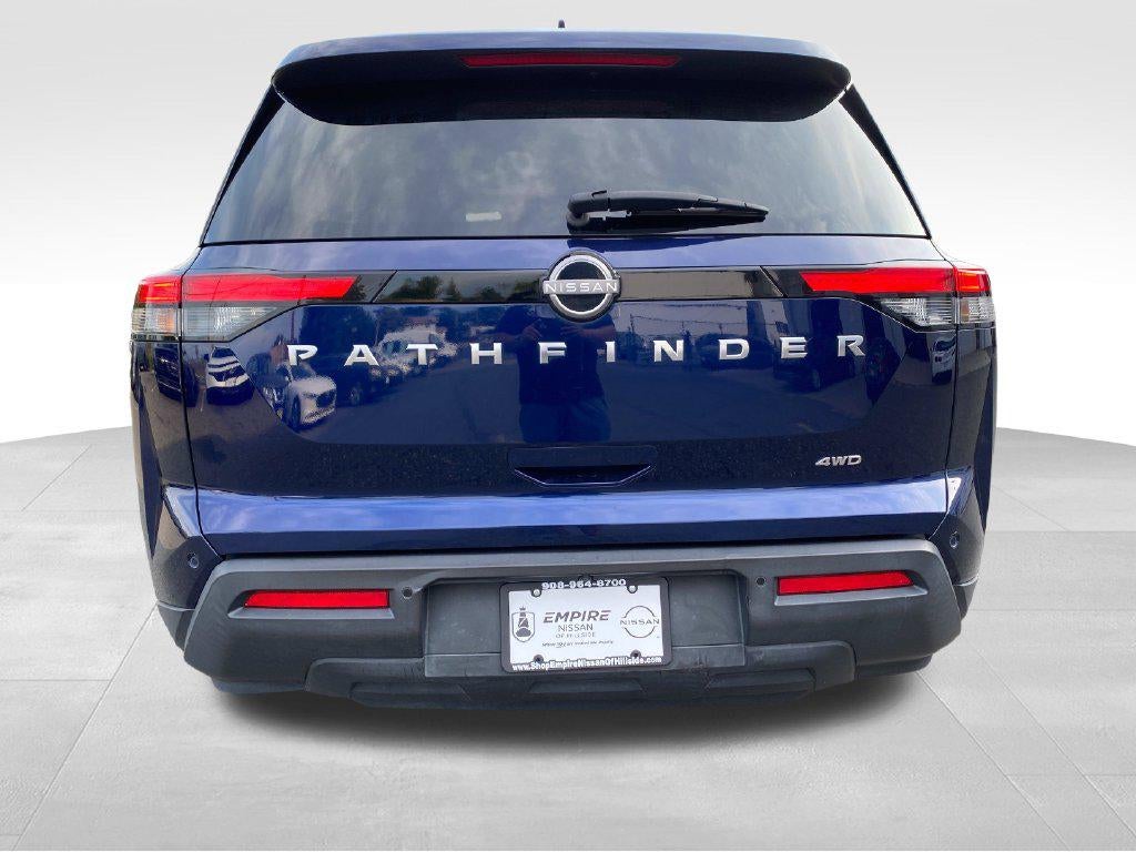 2022 Nissan Pathfinder S 4WD