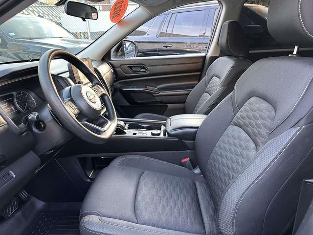 2023 Nissan Pathfinder S 4WD