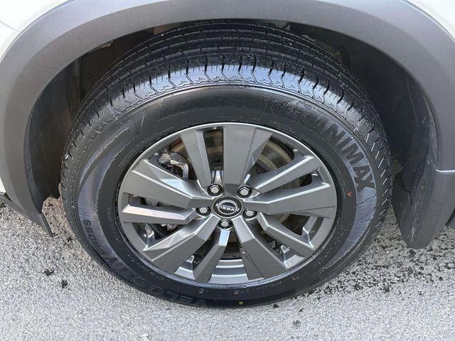 2023 Nissan Pathfinder S 4WD