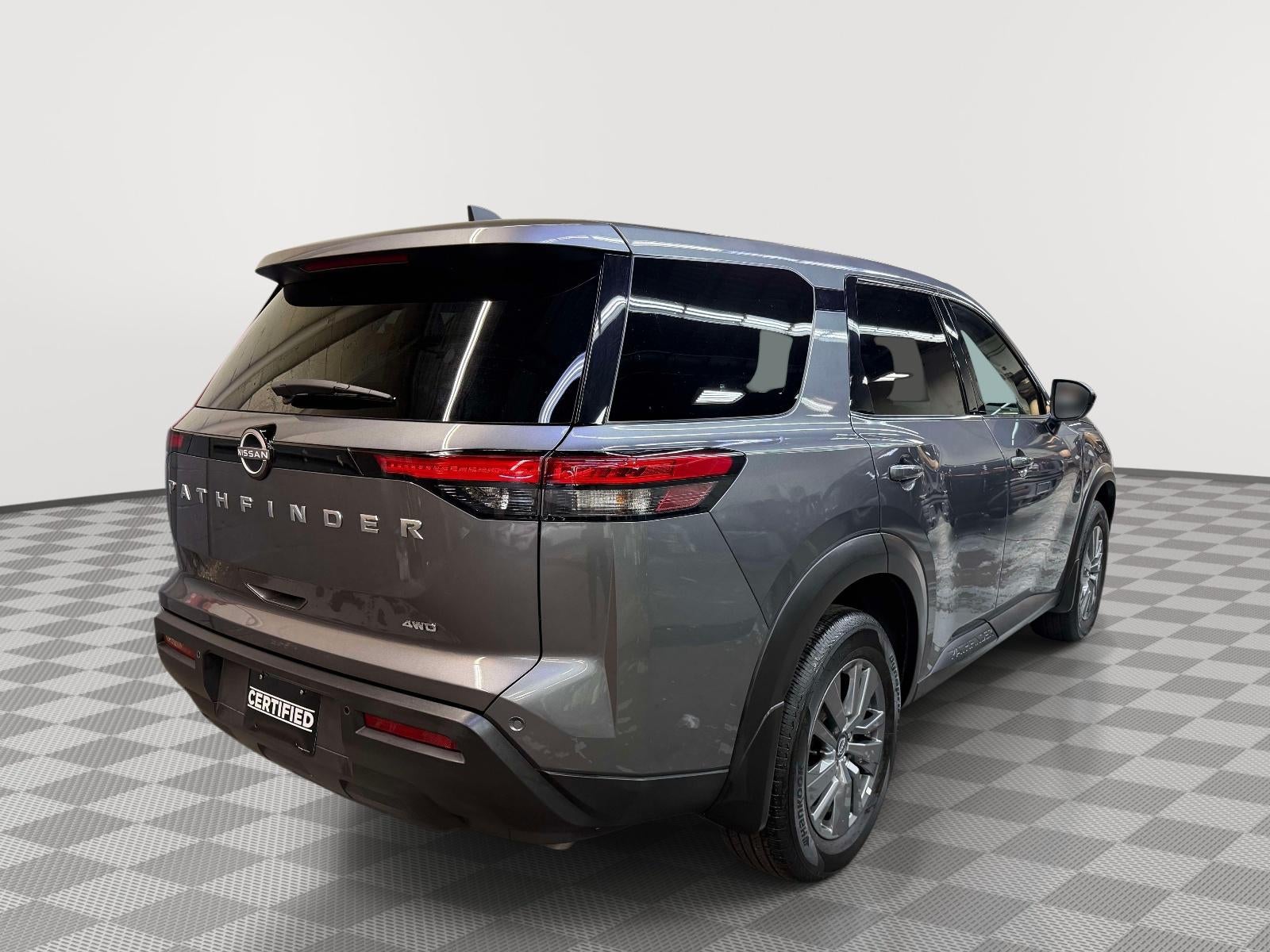 2025 Nissan Pathfinder S 4WD