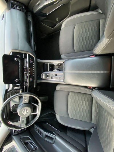 2024 Nissan Pathfinder SV FWD