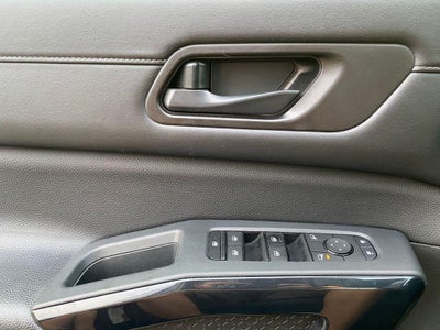 2024 Nissan Pathfinder SV FWD