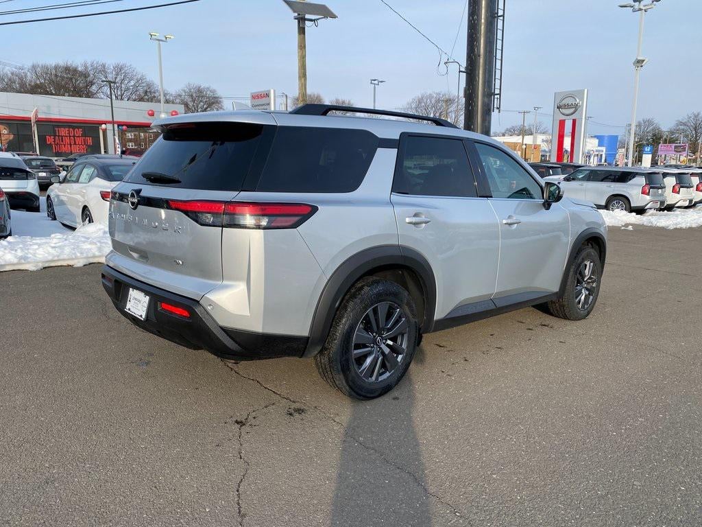 2024 Nissan Pathfinder SV FWD