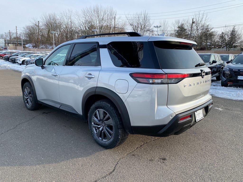 2024 Nissan Pathfinder SV FWD