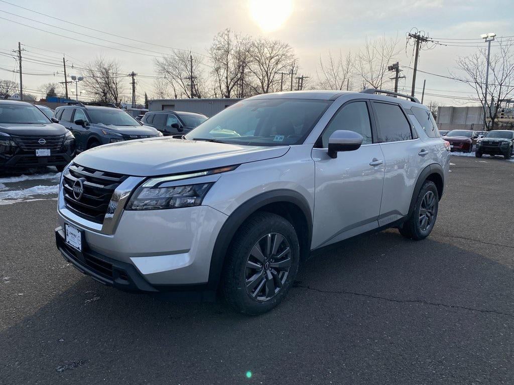 2024 Nissan Pathfinder SV FWD