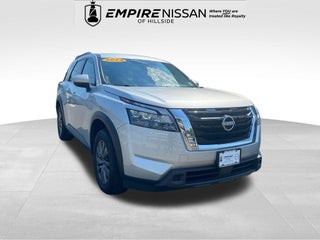 2024 Nissan Pathfinder SV FWD