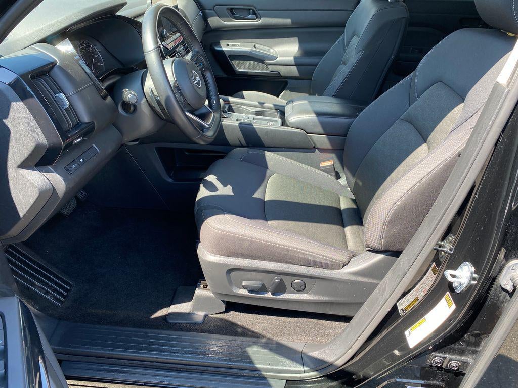 2024 Nissan Pathfinder SV FWD
