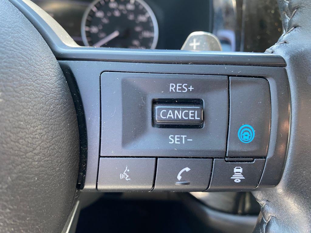 2024 Nissan Pathfinder SV FWD