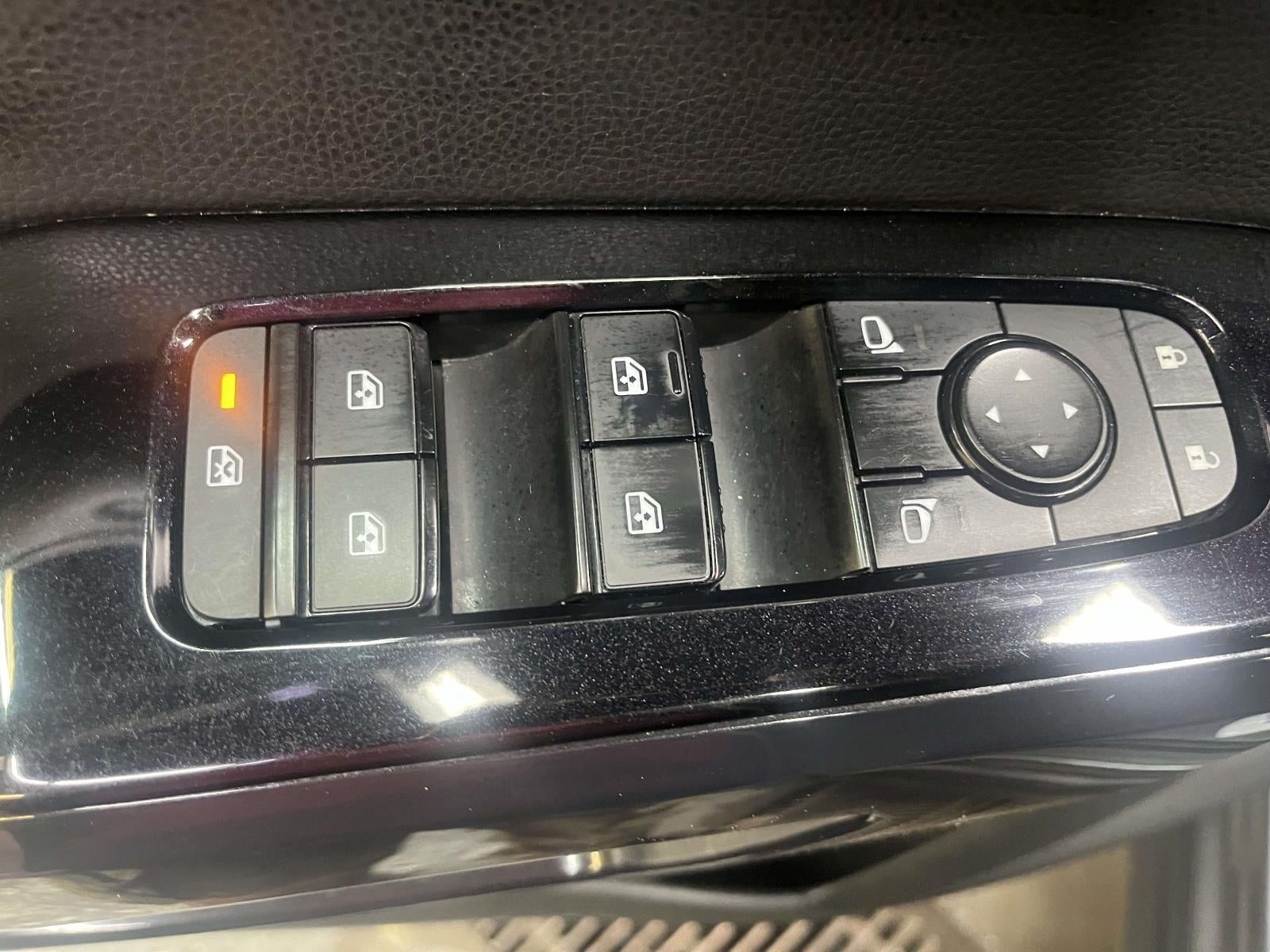 2022 Nissan Pathfinder SV 4WD