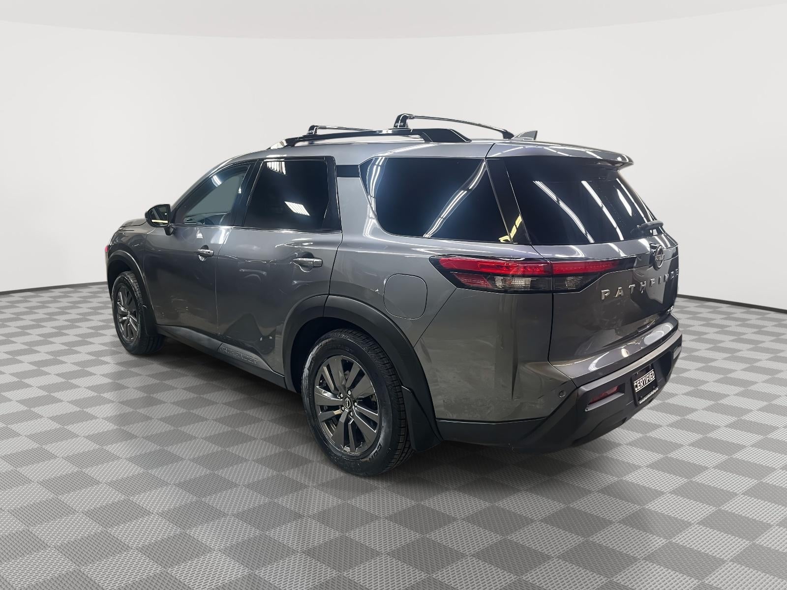 2022 Nissan Pathfinder SV 4WD