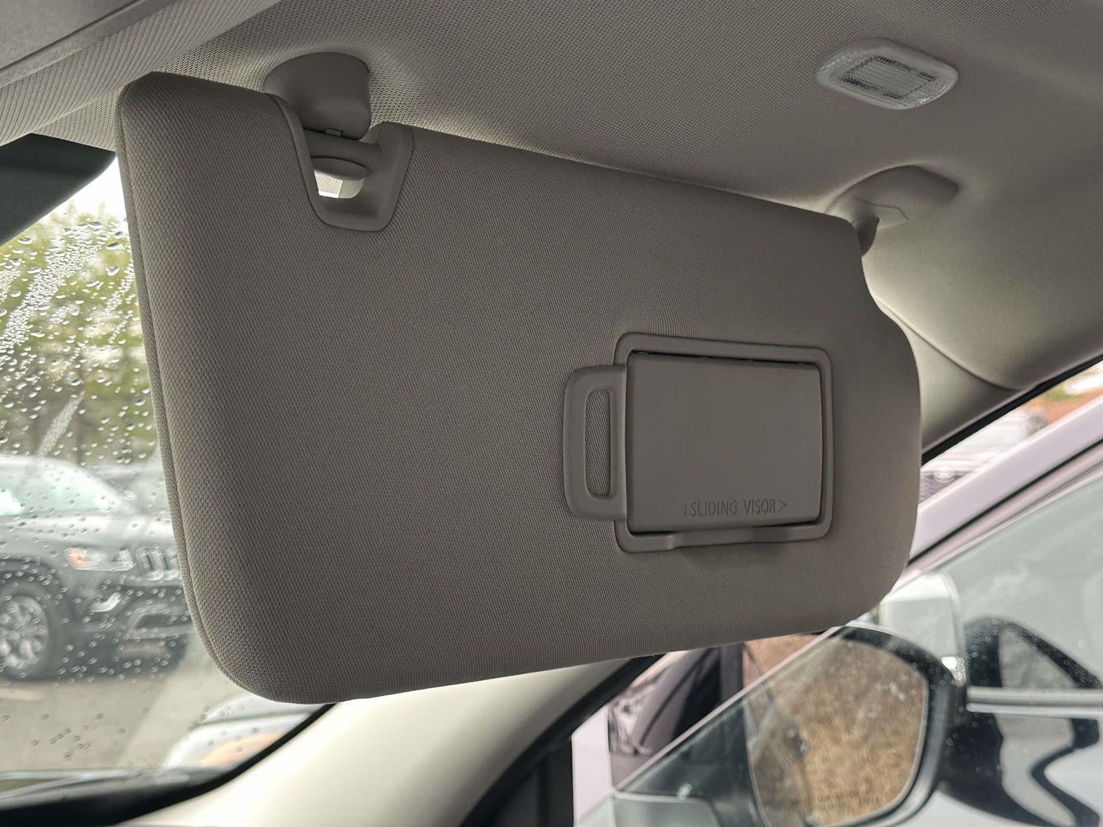 2022 Nissan Pathfinder SV 4WD